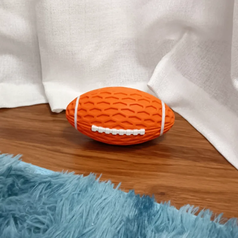 Пискави играчки за кучиња за џвакање со топка